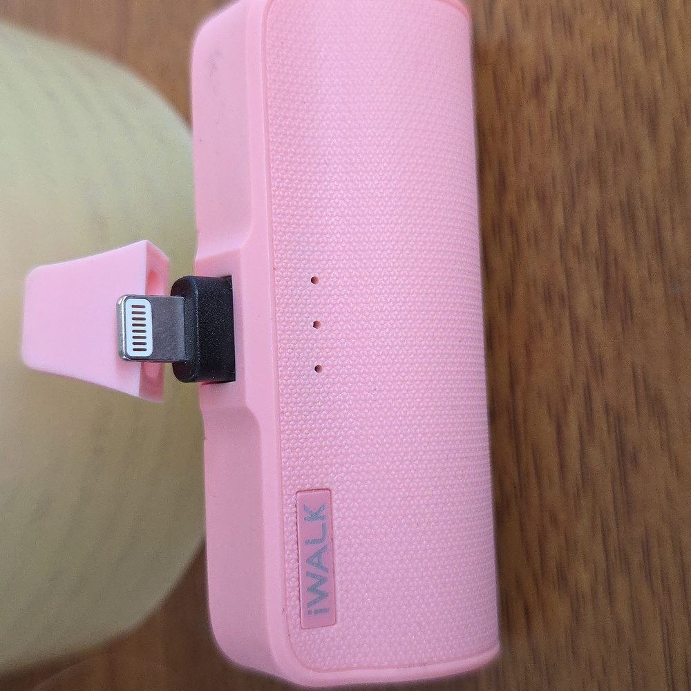 IWalk Small Portable Charger Pink